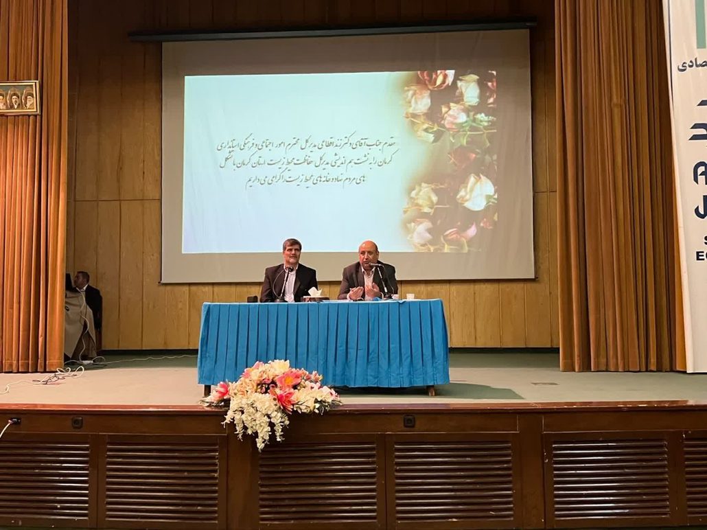 نشست تشکلهای مردم نهاد و خانههای محیط زیست استان کرمان در بم عهمم